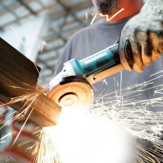 Углошлифовальная машина Makita 9565PC