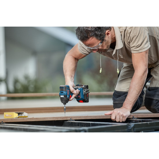 Аккумуляторный ударный гайковёрт GDR 18V-200 C Professional