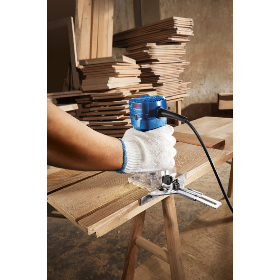 Кромочный фрезер GKF 550 Professional