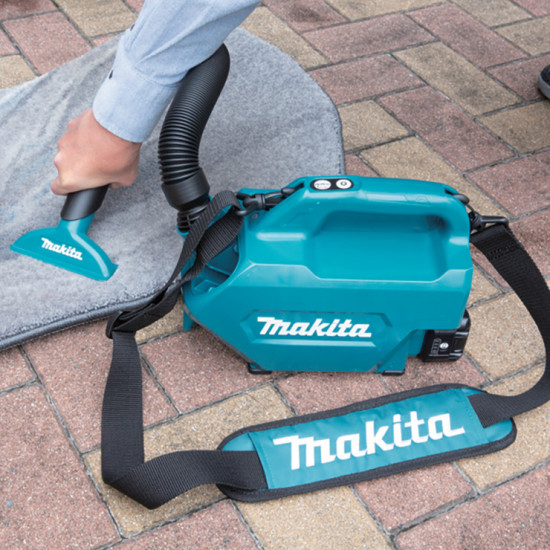 Аккумуляторный пылесос Makita CL121DZ