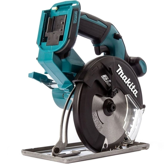 Аккумуляторная дисковая пила Makita DCS551Z